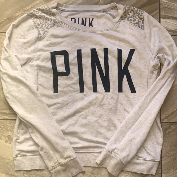 PINK SWEATER SIZE M HAS LEOPARD PRINT ON IT WHITE AND GREY VS PINK SWEATER - Picture 1 of 1